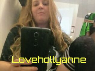 Lovehollyanne